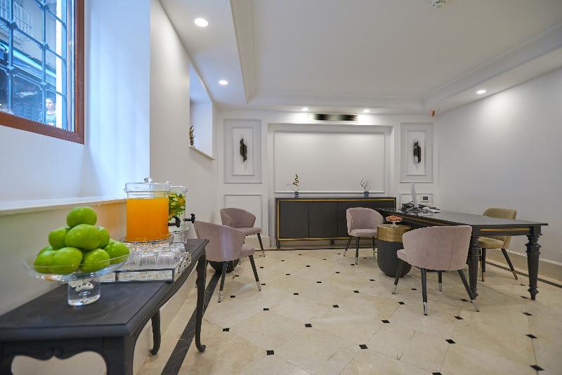 Akka Suites Taksim-Special Class Стамбул Экстерьер фото