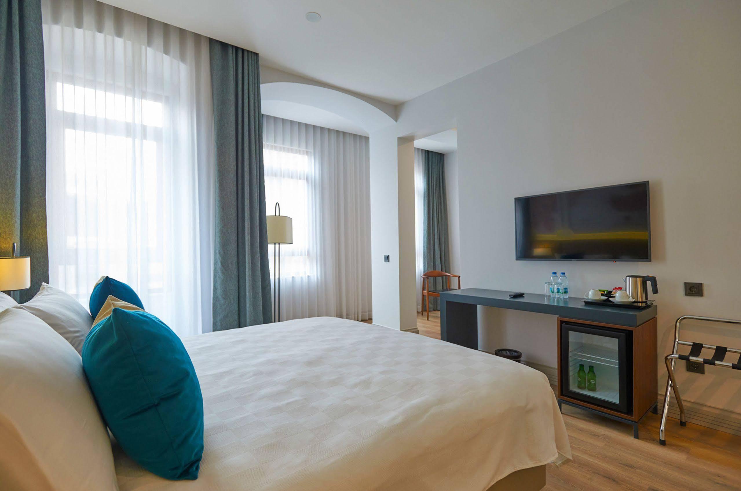 Akka Suites Taksim-Special Class Стамбул Экстерьер фото